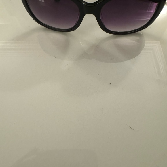 Balmain Sunglasses - Picture 5 of 5